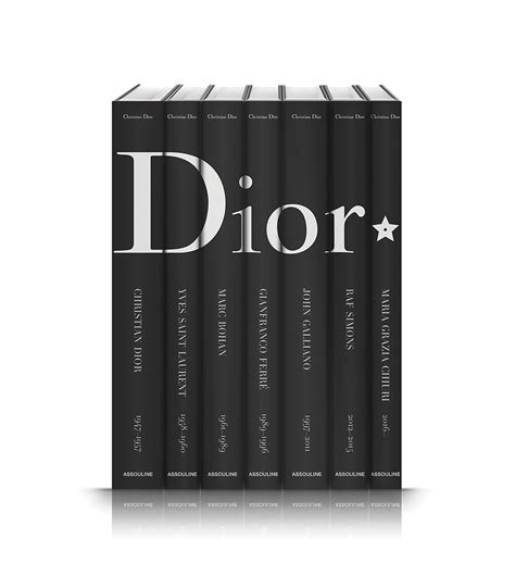 livre de mode dior|Christian Dior .